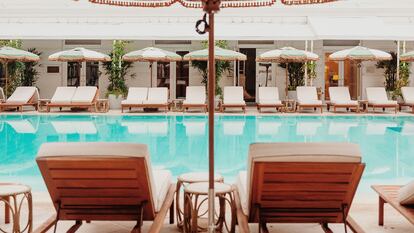 The legendary pool at Copacabana Palace.