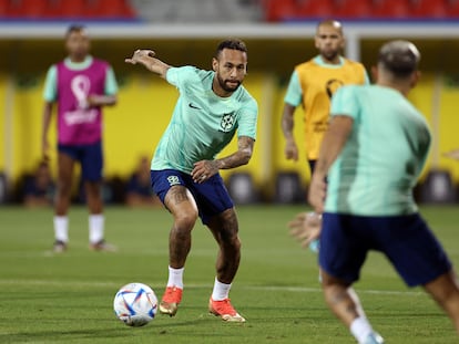 Neymar, en el entrenamiento de ayer.