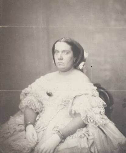 Isabel II (hacia 1860).