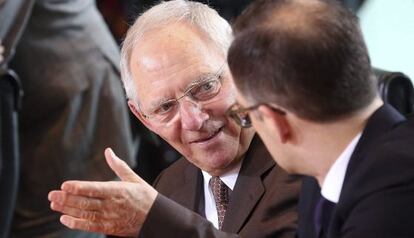 O ministro Wolfgang Schäuble com Heiko Mass.