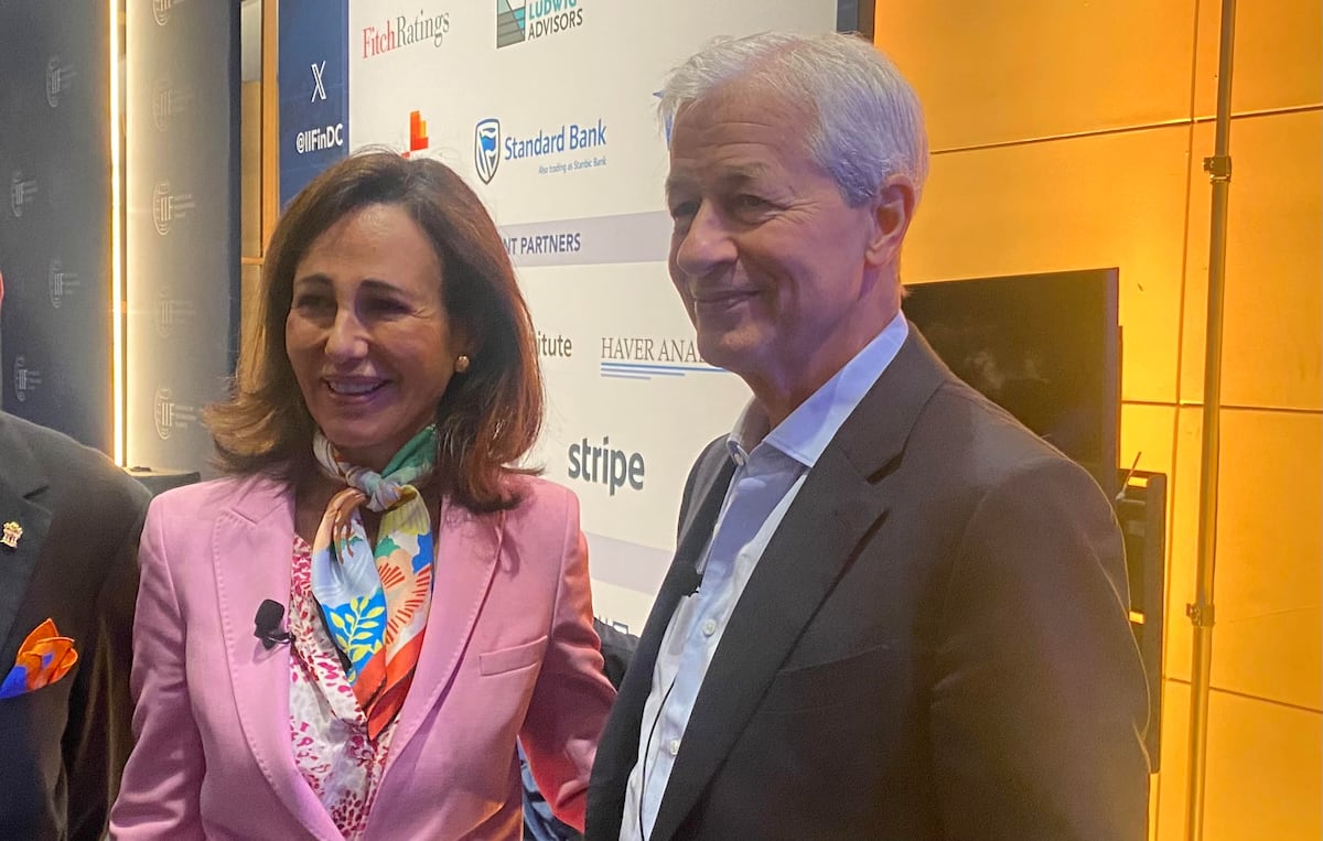 Botín anima a los empresarios estadounidenses a invertir en Europa: “Deberíais comprar, chicos. Hay empresas muy atractivas”