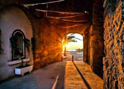 Ocaso en la isla de Tabarca, en Alicante.