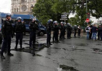 Cordón policial en un incidente en Francia.