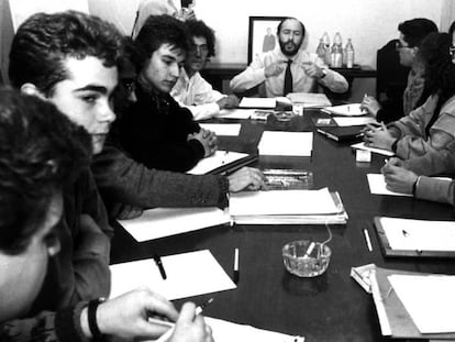 Varios representantes estudiantiles reunidos con Rubalcaba, entonces Secretario de Estado de Educación, el 11 de diciembre 1986.