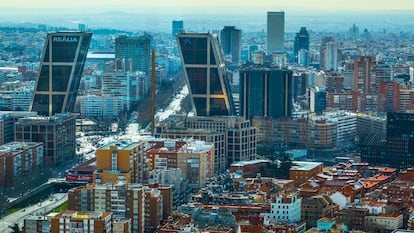 Vistas de Madrid desde la torre IE de la Castellana, en enero.