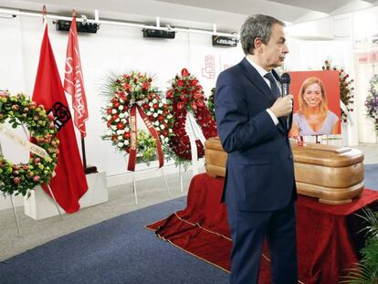 Former PM José Luis Rodríguez Zapatero at the wake.