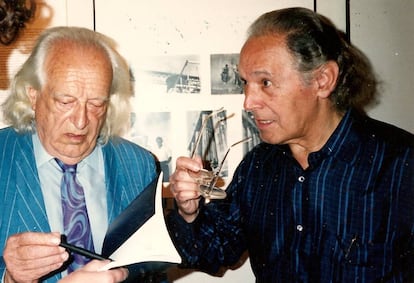 Rafael Alberti y Antonio Bonet en Barcelona en 1987. |
