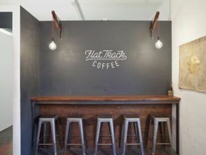 Interior del café Flat Track, en East Austin, el nuevo barrio de moda de la ciudad texana.