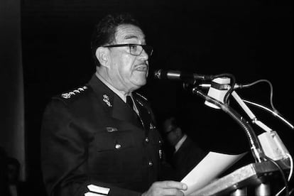 Hermenegildo Cuenca Díaz during a speech.