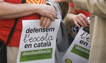 Manifestación a favor de la escolarización en catalán en Mataró.