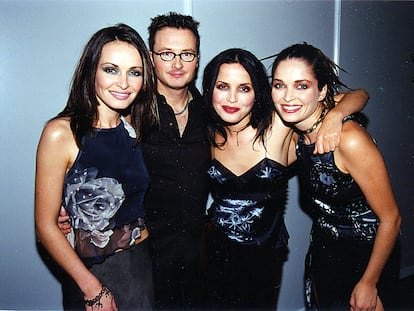 Sharon Corr, Jim Corr, Andrea Corr and Caroline Corr de The Corrs en 1999.