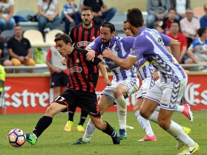 Lance del partido entre el Reus y el Vvalladolid en la jornada 41 de la temporada 2016-2017.