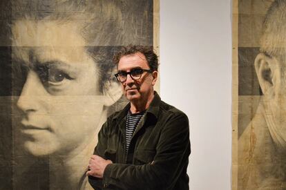El fotògraf argentí Patricio Reig a la de la roda de premsa del projecte 'Anatomia de la mirada', fruit de la col·laboració entre la Fundació Vila Casas i el Centre Cultural. Imatge cedida.