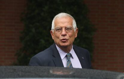 El ministro de Asuntos Exteriores, Josep Borrell, a su llegada al Palacio de la Moncloa.