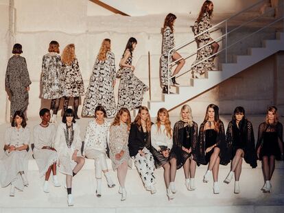 Chanel homenajea a Jean Cocteau en su colección crucero