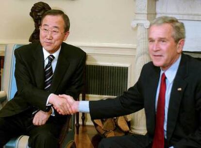 El presidente estadounidense George W. Bush se ha reunido hoy por primera vez con el nuevo secretario general de las Naciones Unidas, Ban Ki-Moon, en la Casa Blanca.