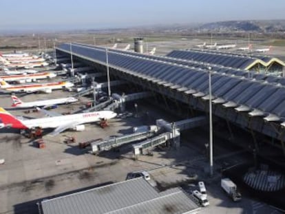 Aviones en la T4 del Aeropuerto Adolfo Suárez Madrid-Barajas.