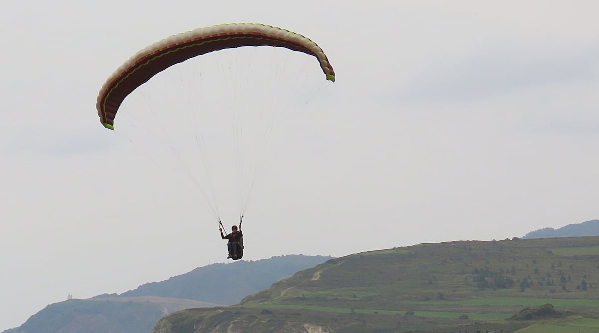 Two men die after a paraglider falls in Guadalajara | Spain Two men die after a paraglider falls in Guadalajara | Spain