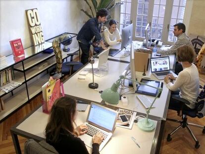 El autoempleo y los nuevos modelos han cambiado el panorama laboral.
