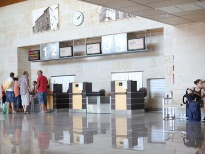 Aeropuerto de Salamanca el pasado martes.