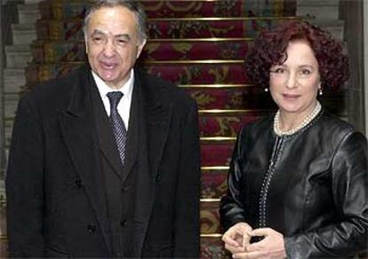 Ana Palacio, ayer, con el ministro de Asuntos Exteriores de Túnez, Habib Ben Yahia.