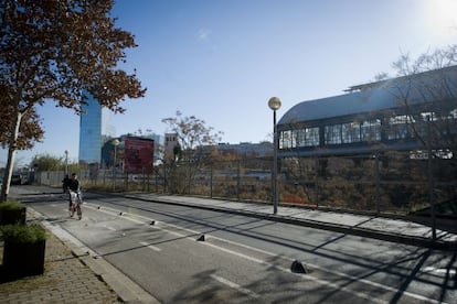 Aspecto de los terrenos donde debe ubicarse la futura Biblioteca Provincial de Barcelona, en la antigua Estaci&oacute; del Nord.