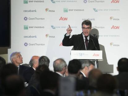 El ministro de Energ&iacute;a, Alvaro Nadal, en el Spain Investors Day en el Hotel Ritz de Madrid.