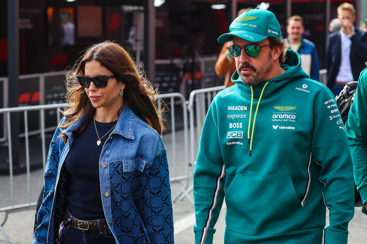 Fernando Alonso retrasa su llegada a Japón por el nacimiento de su primer hijo con Melissa Jiménez