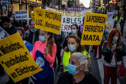 Manifestación contra la subida de la factura de la luz en Madrid, el 28 de octubre.