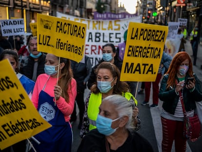 Manifestación contra la subida de la factura de la luz en Madrid, el 28 de octubre.