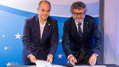 El secretario general de Junts, Jordi Turull, junto a Antoni Castellà.