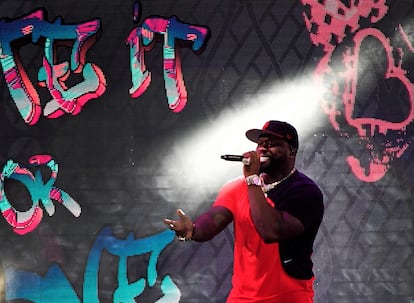 El rapero 50 Cent, durante su actuación en el Festival Icónica de Sevilla, el jueves.