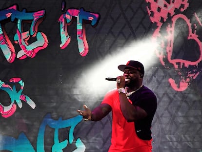 El rapero 50 Cent, durante su actuación en el Festival Icónica de Sevilla, el jueves.