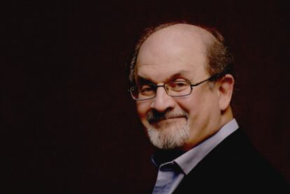 El escritor angloíndio Salman Rushdie, en una imagen de 2008.