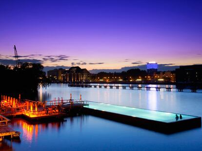 Yo guío, tú guías, él guía