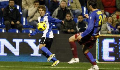 Femenía, en un partido con el Hércules.