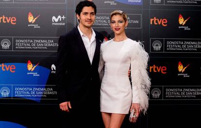 Úrsula Corberó con Chino Darín en el Festival de San Sebastián en septiembre de 2017.