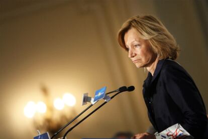 Elena Salgado, durante su intervención ayer en el Fórum Europa.