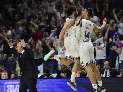 Laso, Llull y Ayón, en plena remontada ante el Efes