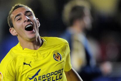 Marco Rubén celebra su gol