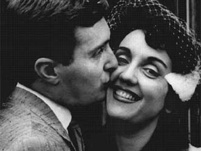 Gloria Lasso, nada más contraer matrimonio con Claude Pagliani, el 25 de julio de 1958.