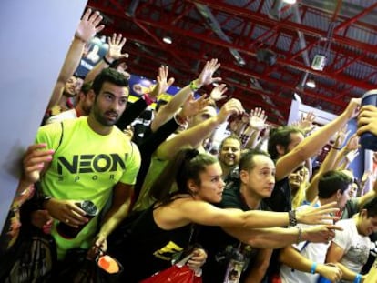 Asistentes al a feria del culturismo celebra el domingo en el Madrid Arena.