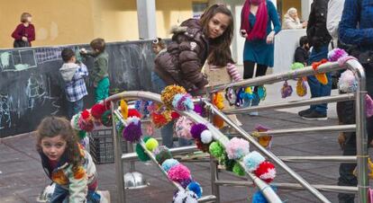 La adaptada plaza del Centenar de la Ploma en la fiesta del sábado
