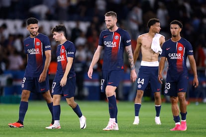 Los jugadores del PSG al terminar el partido.