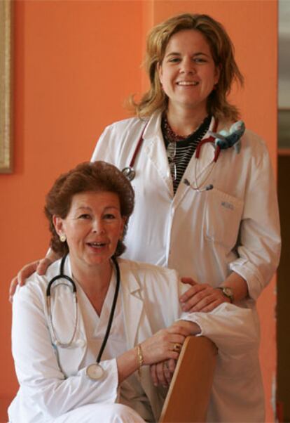 María Isabel de José y Beatriz Larni, especialistas en sida infantil.