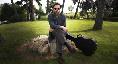 El músico barasileño Rodrigo Amarante actúa el domingo en Charada.