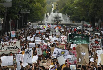 Estudiantes universitarios durante la manifestación en Ciudad de México.