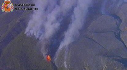 Imagen tomada el 16 de julio de 2005 por el avión de coordinación y observación del Ministerio de Medio Ambiente en Riba de Saelices (Guadalajara).