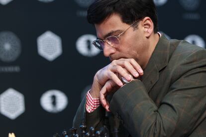 Viswanathan Anand, durante una partida del Torneo de Candidatos en Moscú.