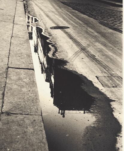 'París, rue de Valois'. 1932.
